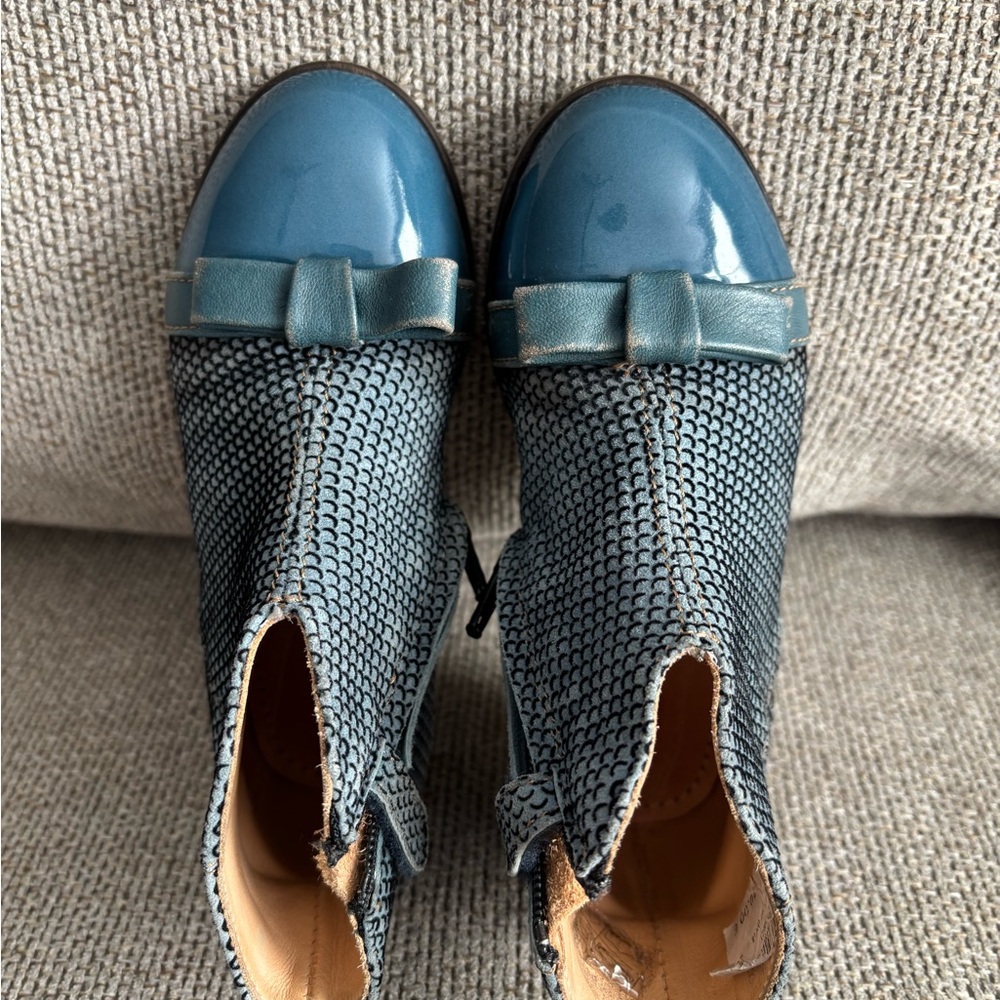 Ocra Blue and Gray Leather Ankle Boots
